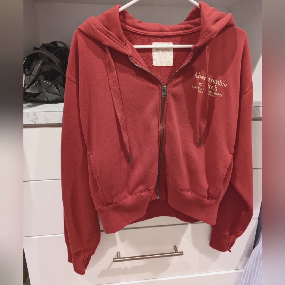 Abercrombie Fitch Crop Fleece Full Zip Hoodie Red Logo Gold Stitching Limited Ed